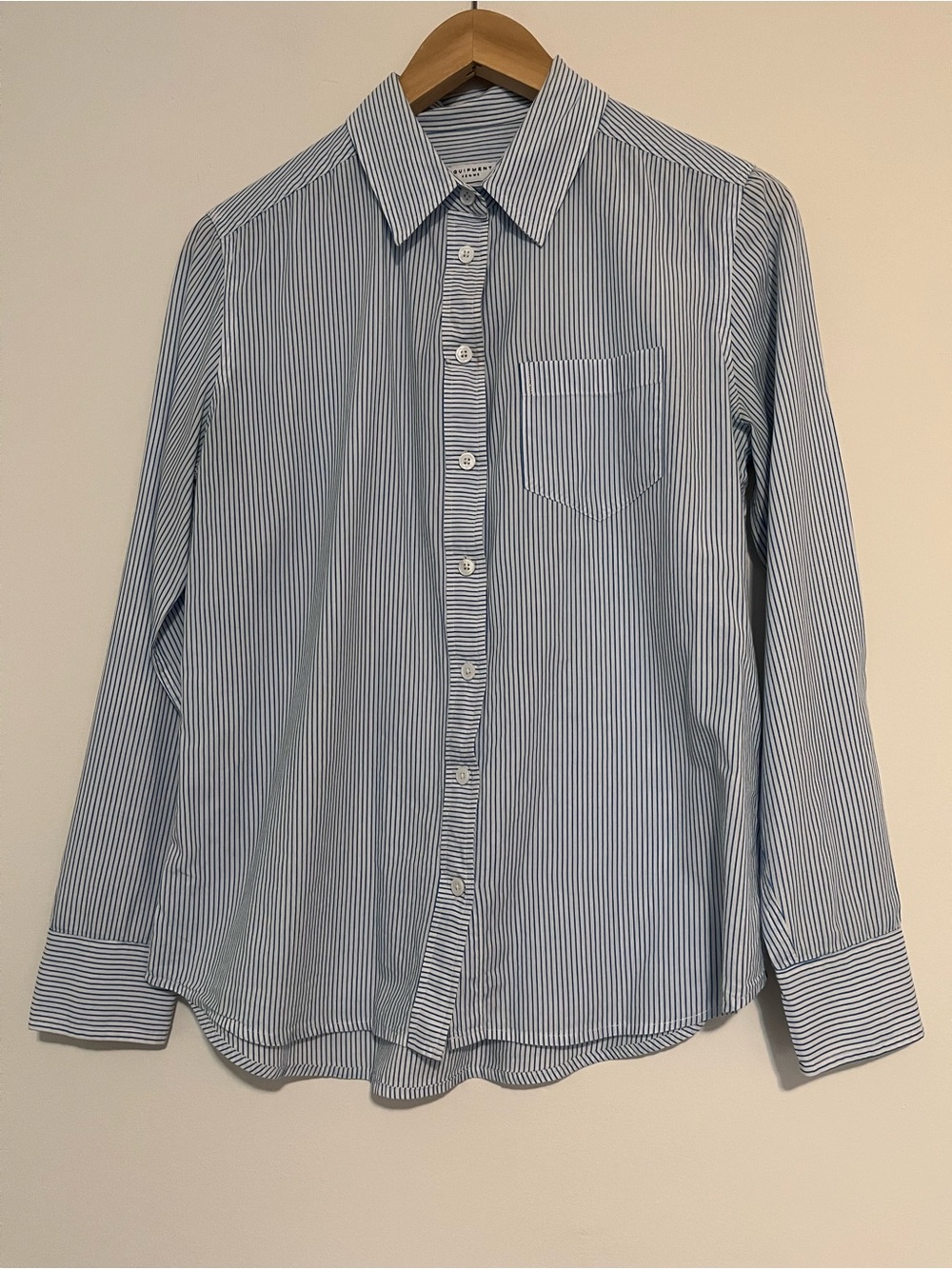 Equipment Cotton White Blue Pinstripe Collared Button Down Shirt Small